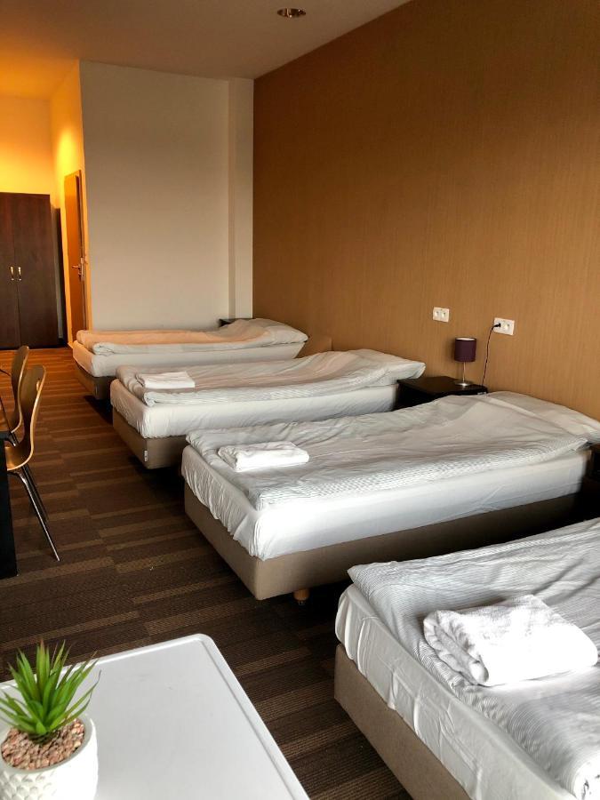 Hostal Hipodrom