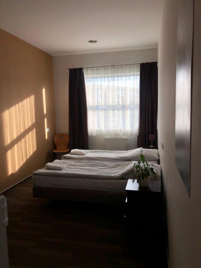 Hostal Hipodrom